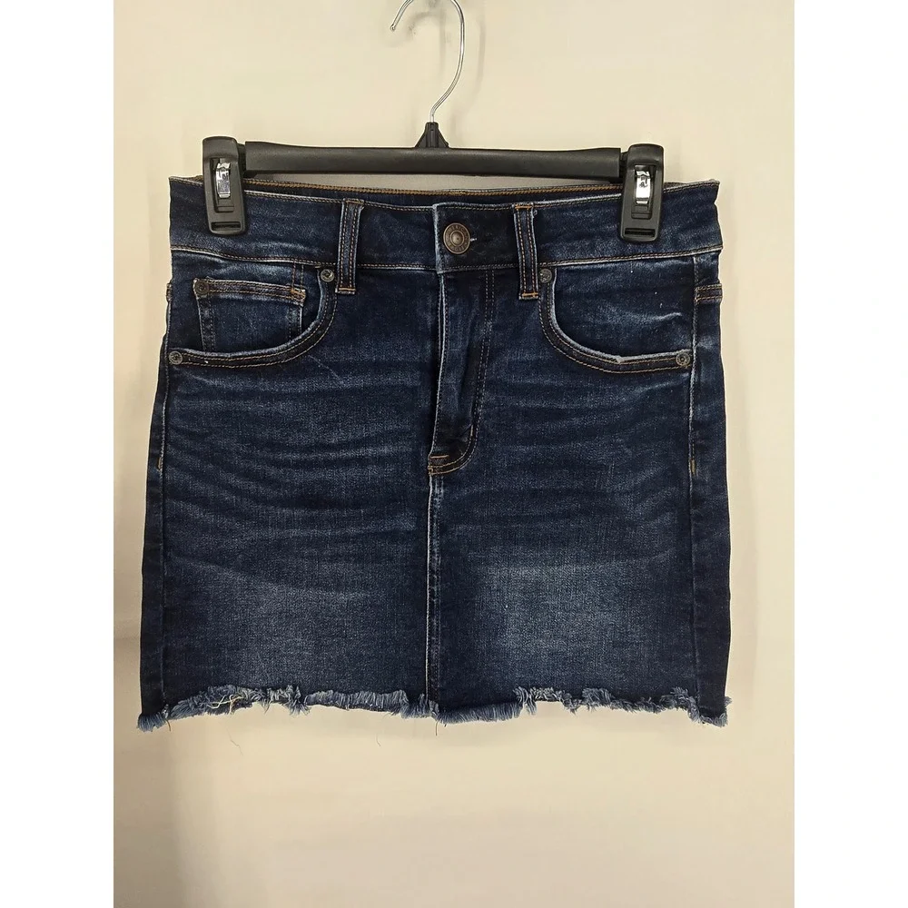 American Eagle Next Level Stretch Denim Mini Skirt Dark Wash Raw Hem Size 6
